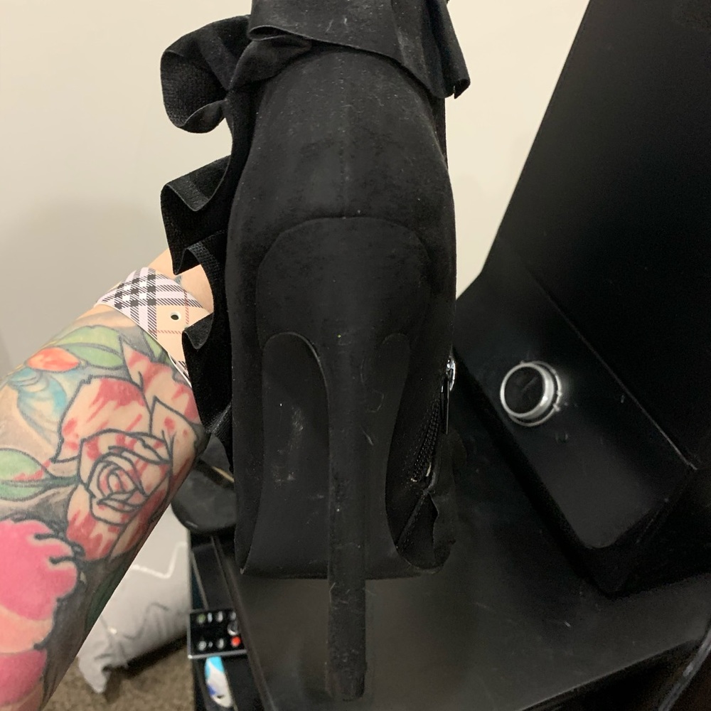 Open toe booties - Picture 3 of 5
